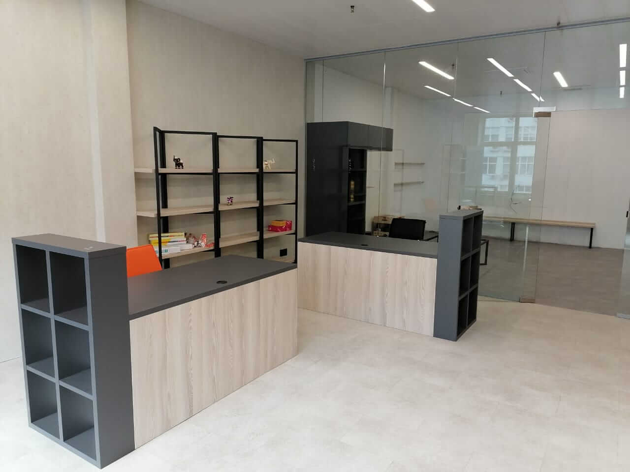 Офисная мебель на заказ для компании Новолайн  